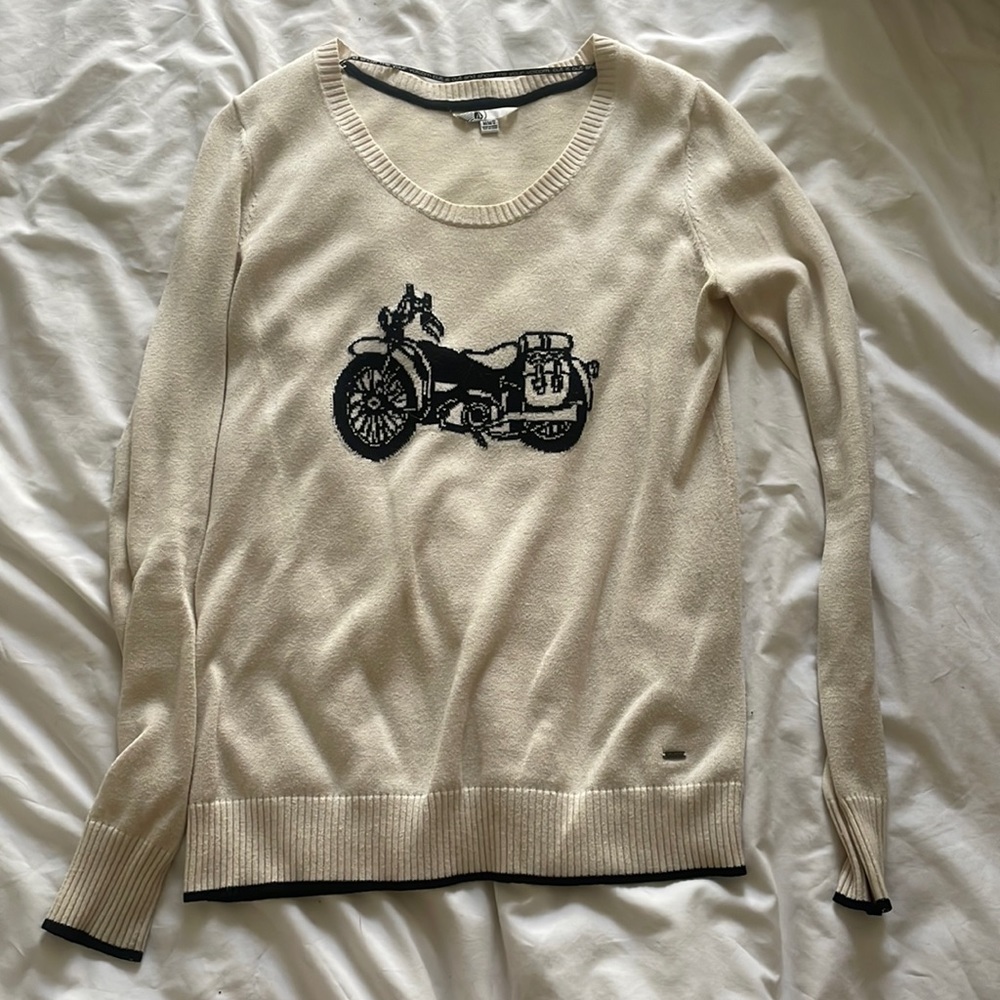 Volcom sweater 🏍️